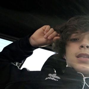 Meet your Posher, Sy